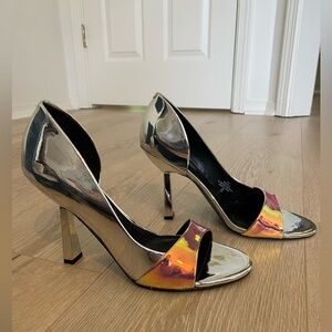 Nine West silver iridescent pumps size 8.5